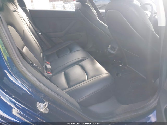 2018 TESLA MODEL 3 5YJ3E1EB5JF064438 Photo 7