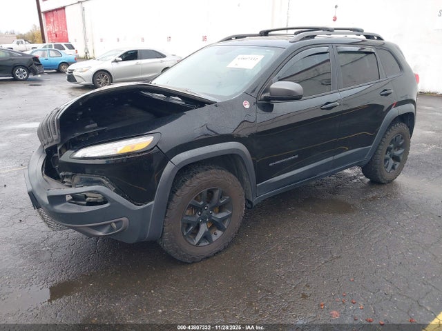 1C4PJMBX2JD562974 Jeep Cherokee Trailhawk 4x4
