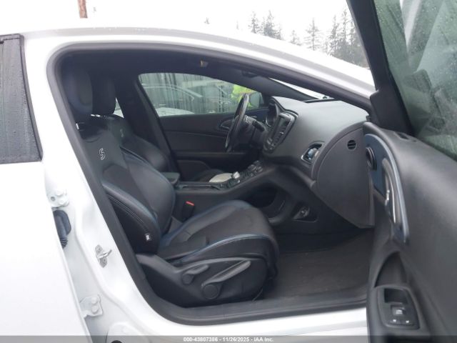 2015 CHRYSLER 200 1C3CCCDGXFN556930 Photo 4