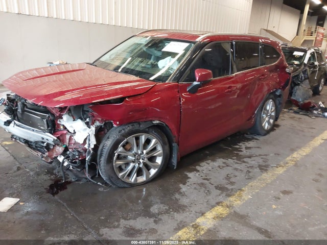 2022 TOYOTA HIGHLANDER 5TDDZRBH3NS172851 Photo 1