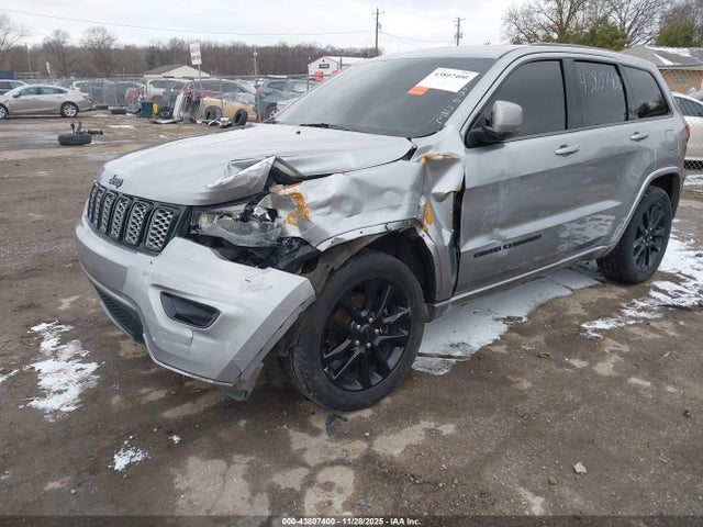 2017 Jeep Grand Cherokee Altitude 4x4 მანქანა იყიდება აუქციონზე, vin: 1C4RJFAG6HC700859, აუქციონის ნომერი: 43807400