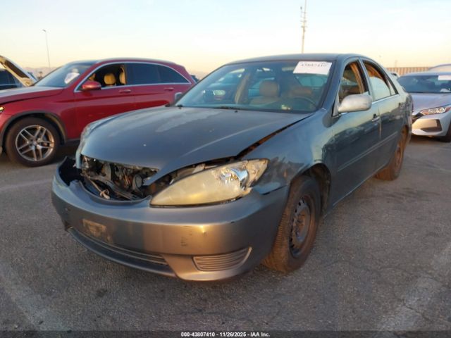 2005 TOYOTA CAMRY 4T1BE32K05U561093 Photo 1