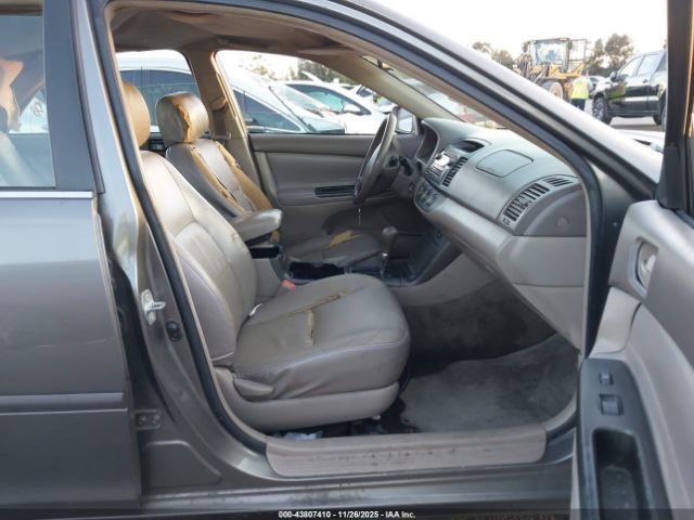 2005 TOYOTA CAMRY 4T1BE32K05U561093 Photo 4