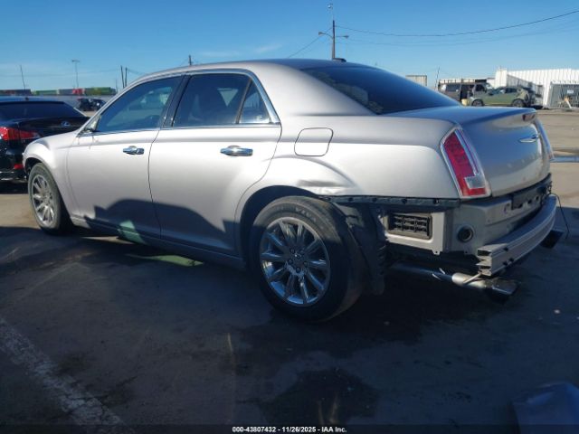 2014 CHRYSLER 300C 2C3CCAET6EH118056 Photo 2
