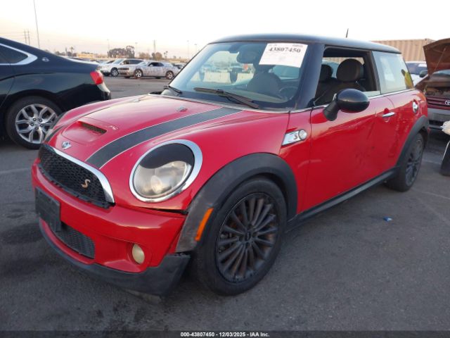 2011 MINI COOPER S WMWSV3C58BTY15760 Photo 1