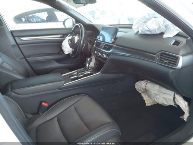 2019 HONDA ACCORD 1HGCV1F3XKA101664 Photo 4