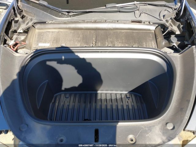2022 TESLA MODEL Y 7SAYGDEE2NF441537 Photo 9