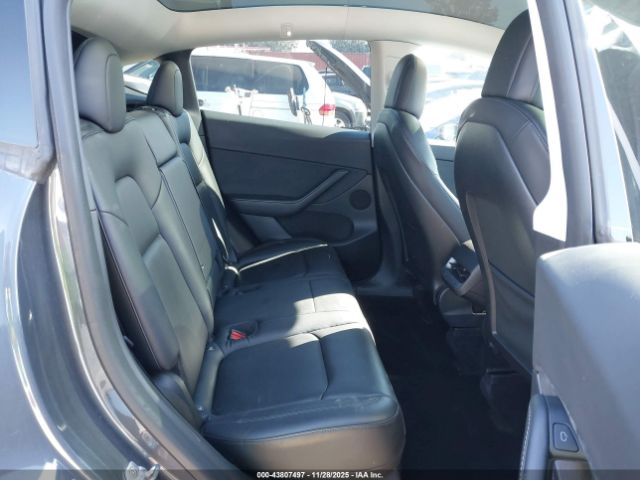 2022 TESLA MODEL Y 7SAYGDEE2NF441537 Photo 7