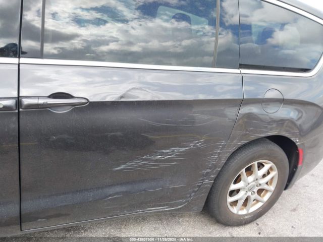 2023 CHRYSLER VOYAGER 2C4RC1CG5PR606133 Photo 5