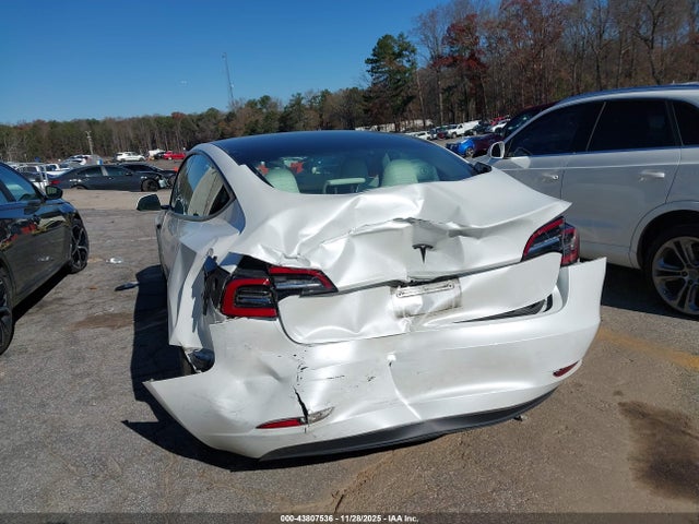 2023 TESLA MODEL 3 5YJ3E1EA6PF422968 Photo 2