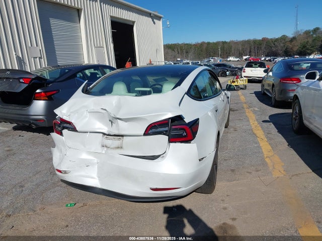 2023 TESLA MODEL 3 5YJ3E1EA6PF422968 Photo 3