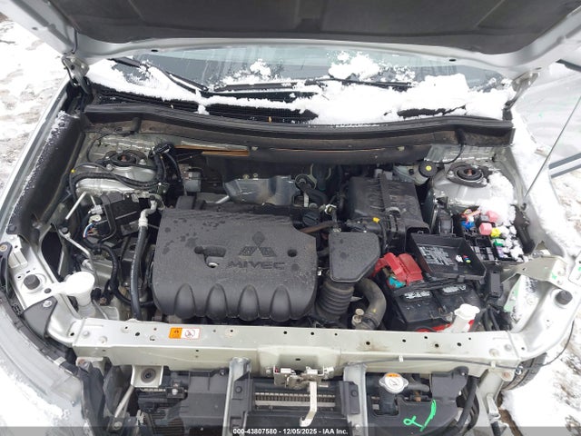 2020 MITSUBISHI OUTLANDER JA4AZ3A30LZ024393 Photo 9