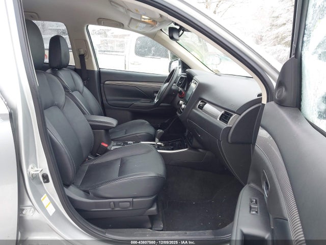 2020 MITSUBISHI OUTLANDER JA4AZ3A30LZ024393 Photo 4