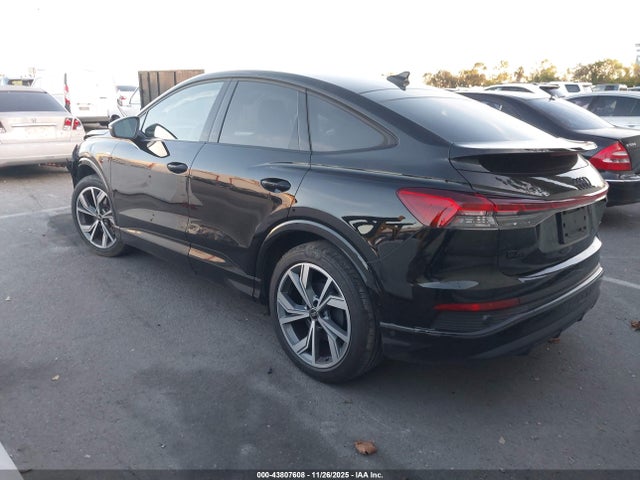 2024 AUDI Q4 SPORTBACK E-TRON WA13UBFZ2RP062517 Photo 2