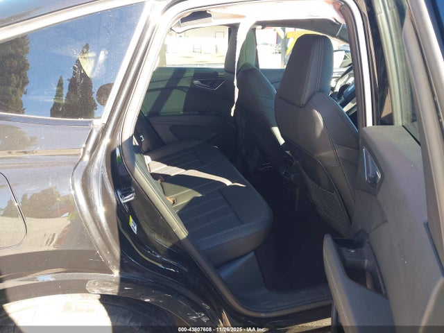 2024 AUDI Q4 SPORTBACK E-TRON WA13UBFZ2RP062517 Photo 7