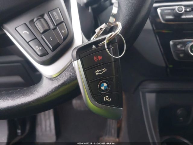 2019 BMW X1 WBXHT3C59K5L35558 Photo 10