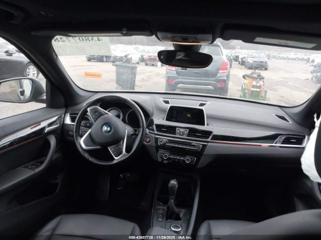 2019 BMW X1 WBXHT3C59K5L35558 Photo 4