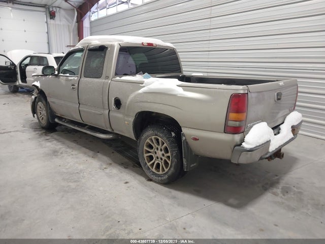 43807739 :رقم المزاد ، 2GTFK69U631355261 vin ، 2003 Gmc Sierra 1500 Denali مزاد بيع