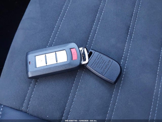 2020 MITSUBISHI OUTLANDER JA4AZ3A35LZ039973 Photo 10