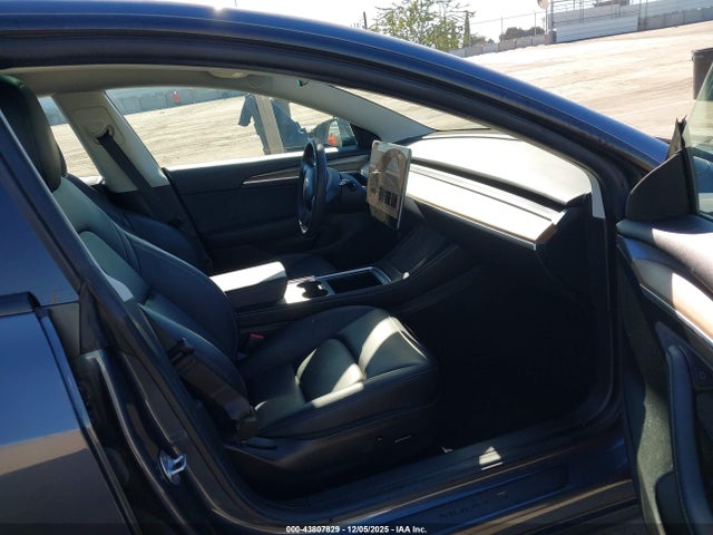 2023 TESLA MODEL 3 5YJ3E1EC1PF580894 Photo 4