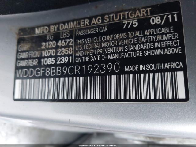 2012 MERCEDES-BENZ C 300 WDDGF8BB9CR192390 Photo 8