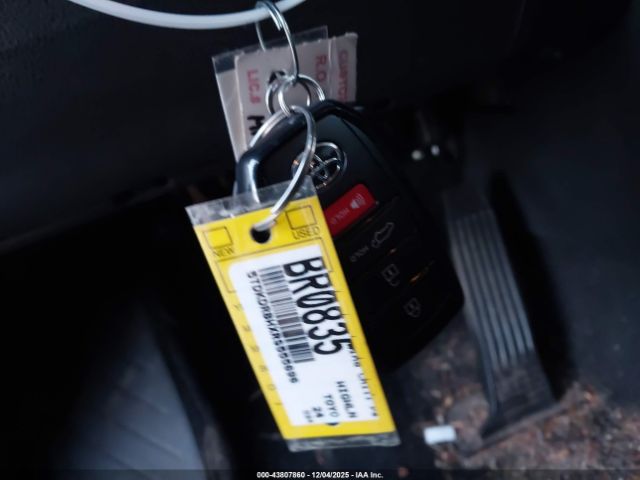 2024 TOYOTA HIGHLANDER 5TDKDRBHXRS555696 Photo 10