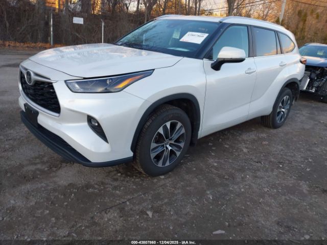 2024 TOYOTA HIGHLANDER 5TDKDRBHXRS555696 Photo 1