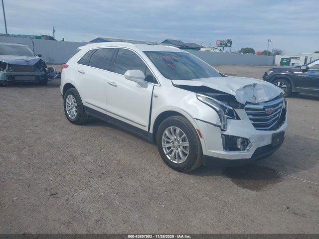 2017 CADILLAC XT5 1GYKNARS2HZ115124 Photo 0