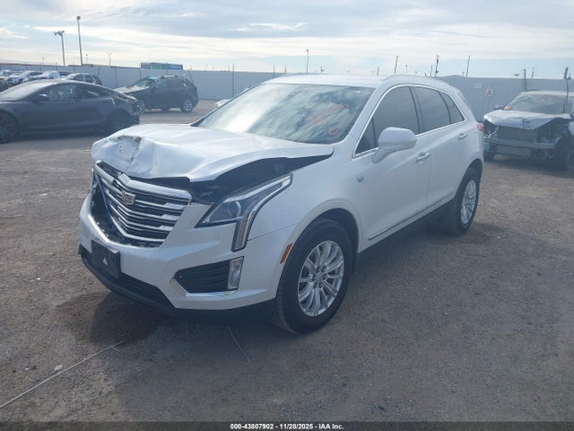 2017 CADILLAC XT5 1GYKNARS2HZ115124 Photo 1