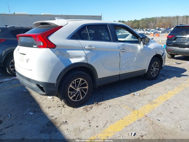 2020 MITSUBISHI ECLIPSE CROSS JA4AT3AA3LZ022444 Photo 3