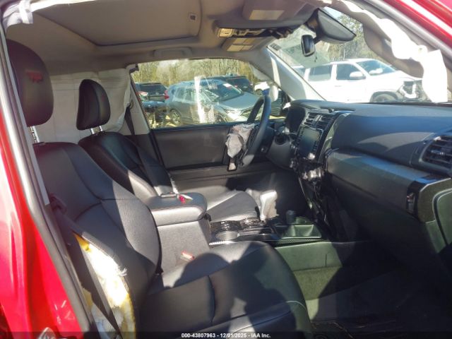 2021 TOYOTA 4RUNNER JTERU5JR0M5871202 Photo 4