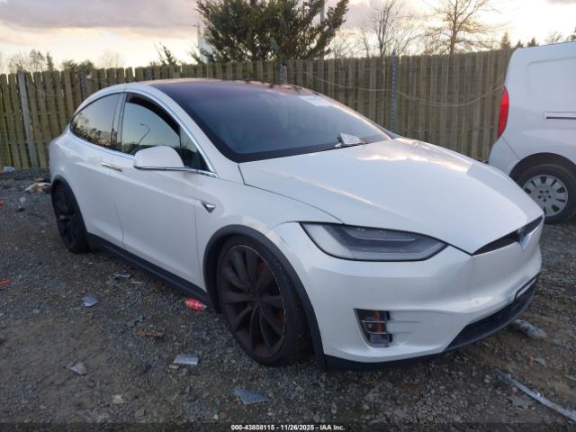 2021 TESLA MODEL X 5YJXCAE21MF323910