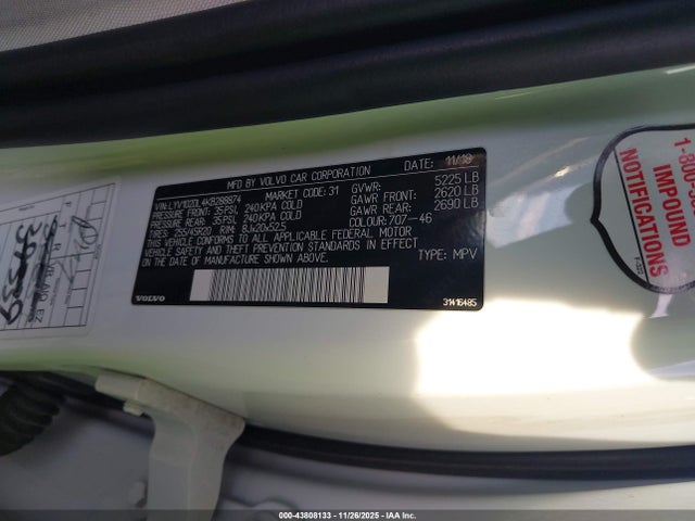 2019 VOLVO XC60 LYV102DL4KB288874 Photo 8