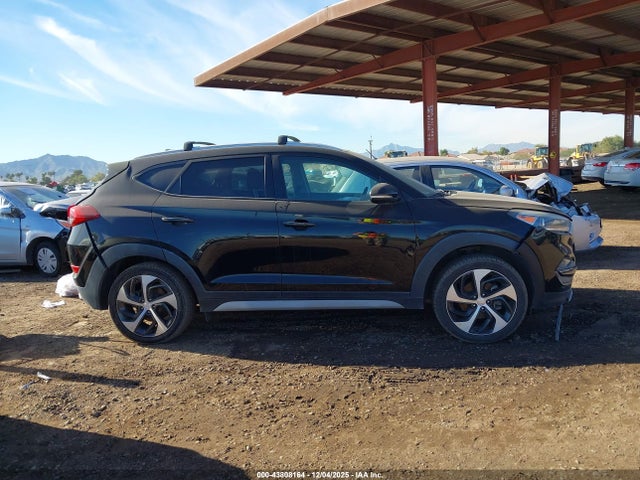 KM8J3CAL8JU744523 Hyundai Tucson Sport