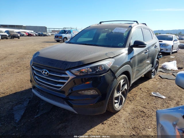 KM8J3CAL8JU744523 Hyundai Tucson Sport