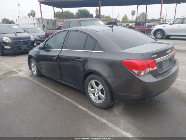 2014 CHEVROLET CRUZE 1G1PC5SB7E7111296 Photo 2