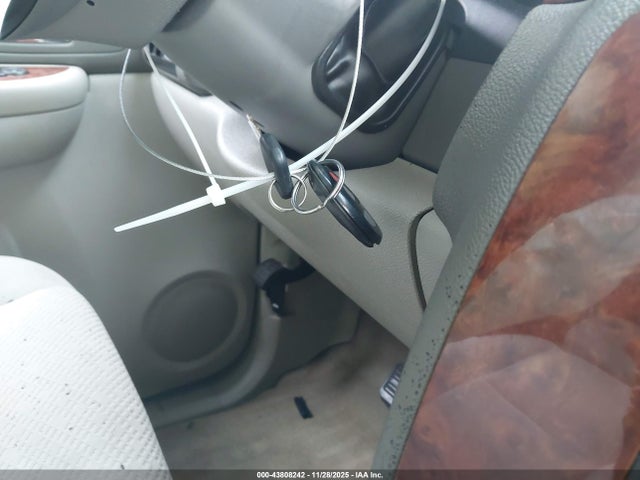 Продаж на аукціоні авто 2007 Chevrolet Tahoe Lt, vin: 1GNFC13007J206868, номер лоту: 43808242