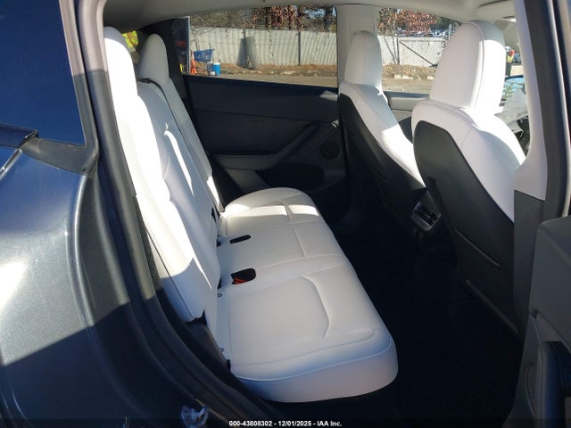 2023 TESLA MODEL Y 7SAYGDEE9PF891902 Photo 7