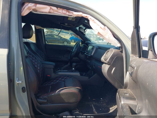 3TMAZ5CN4NM179498 Toyota Tacoma Trd Sport