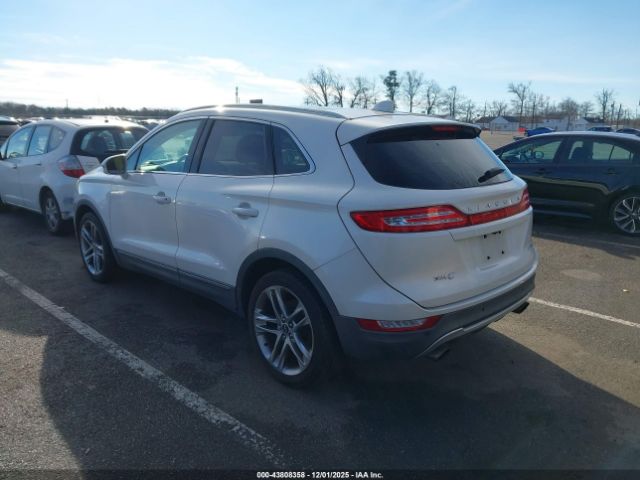 2015 LINCOLN MKC 5LMTJ2AH3FUJ03644 Photo 2