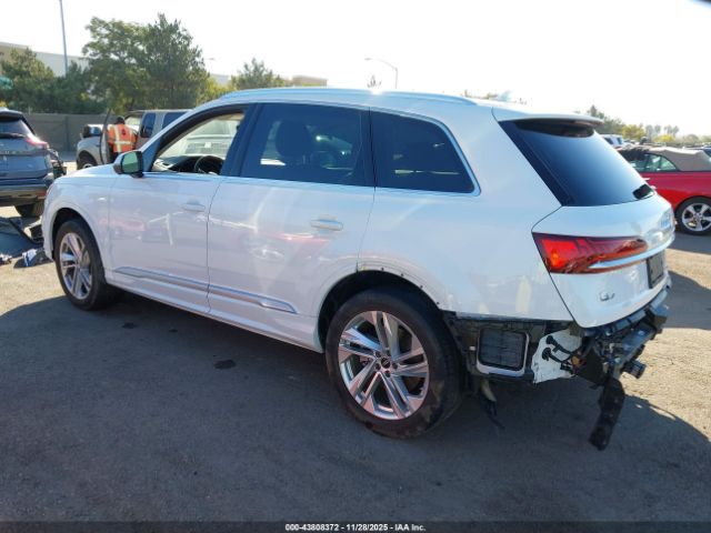 2022 AUDI Q7 WA1AJBF79ND001403 Photo 2