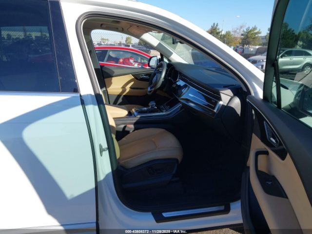 2022 AUDI Q7 WA1AJBF79ND001403 Photo 4