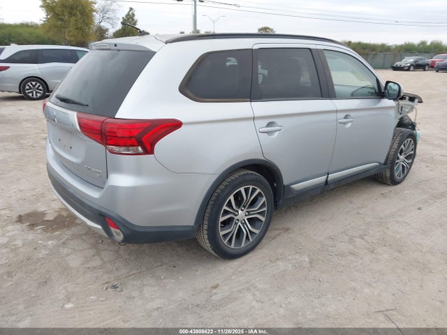 2016 MITSUBISHI OUTLANDER JA4AD3A35GZ059421 Photo 3