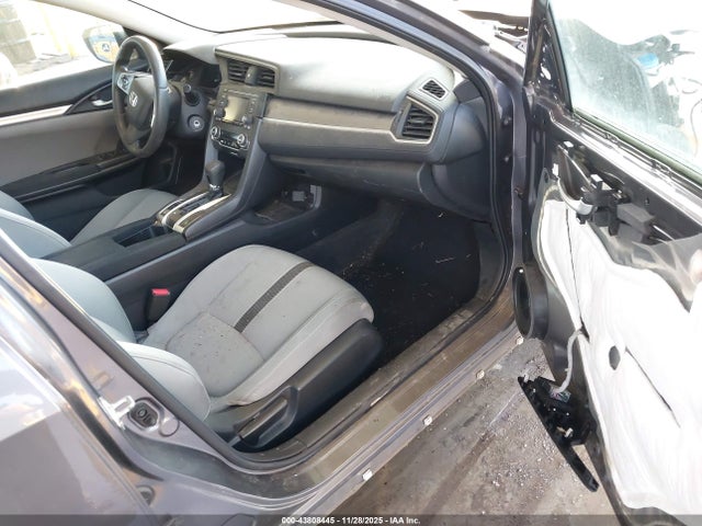 Honda Civic 2016 2HGFC2F50GH525986 Image 17