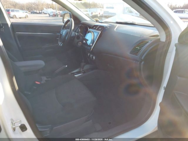 2021 MITSUBISHI OUTLANDER SPORT JA4APUAU1MU001529 Photo 4