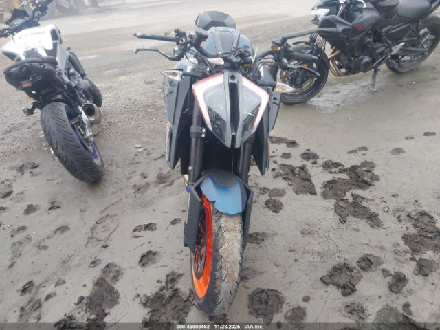 2022 KTM 1290 VBKV39406NM955735 Photo 4