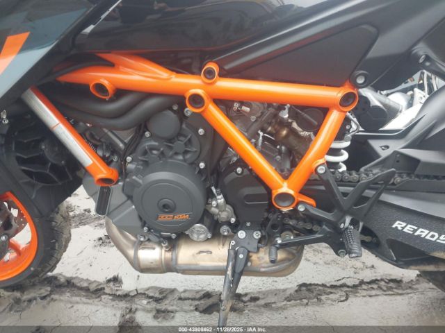 2022 KTM 1290 VBKV39406NM955735 Photo 8