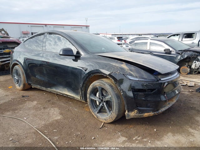 2026 TESLA MODEL Y 7SAYGDEE7TA460059 Photo 0