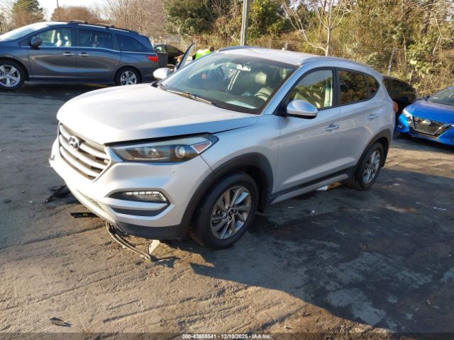 2017 HYUNDAI TUCSON KM8J3CA46HU432915 Photo 1