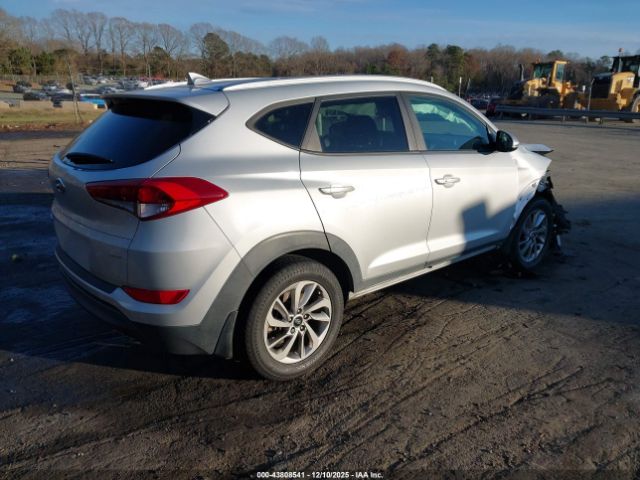 2017 HYUNDAI TUCSON KM8J3CA46HU432915 Photo 3